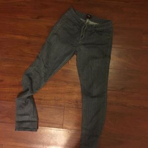 Grey skinny jeans from forever 21